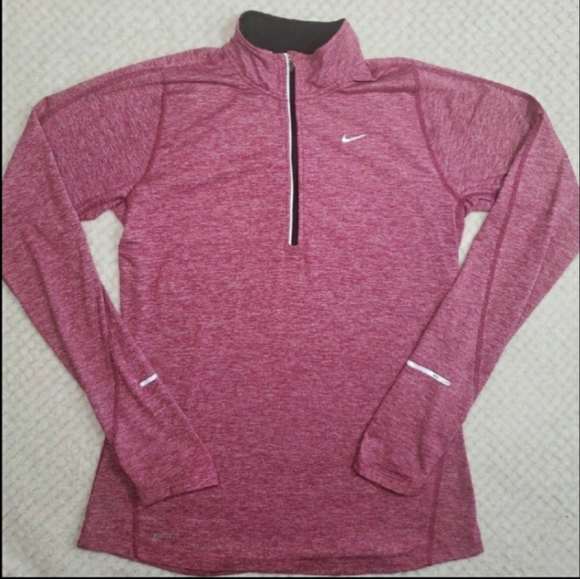 Nike Tops - Womens Nike Pullover